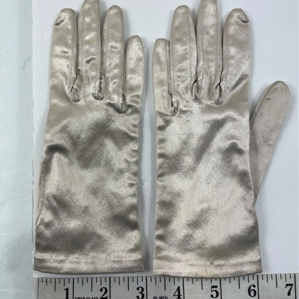 Vintage Stretchies Beige Helanca Nylon Gloves Made In France 1L